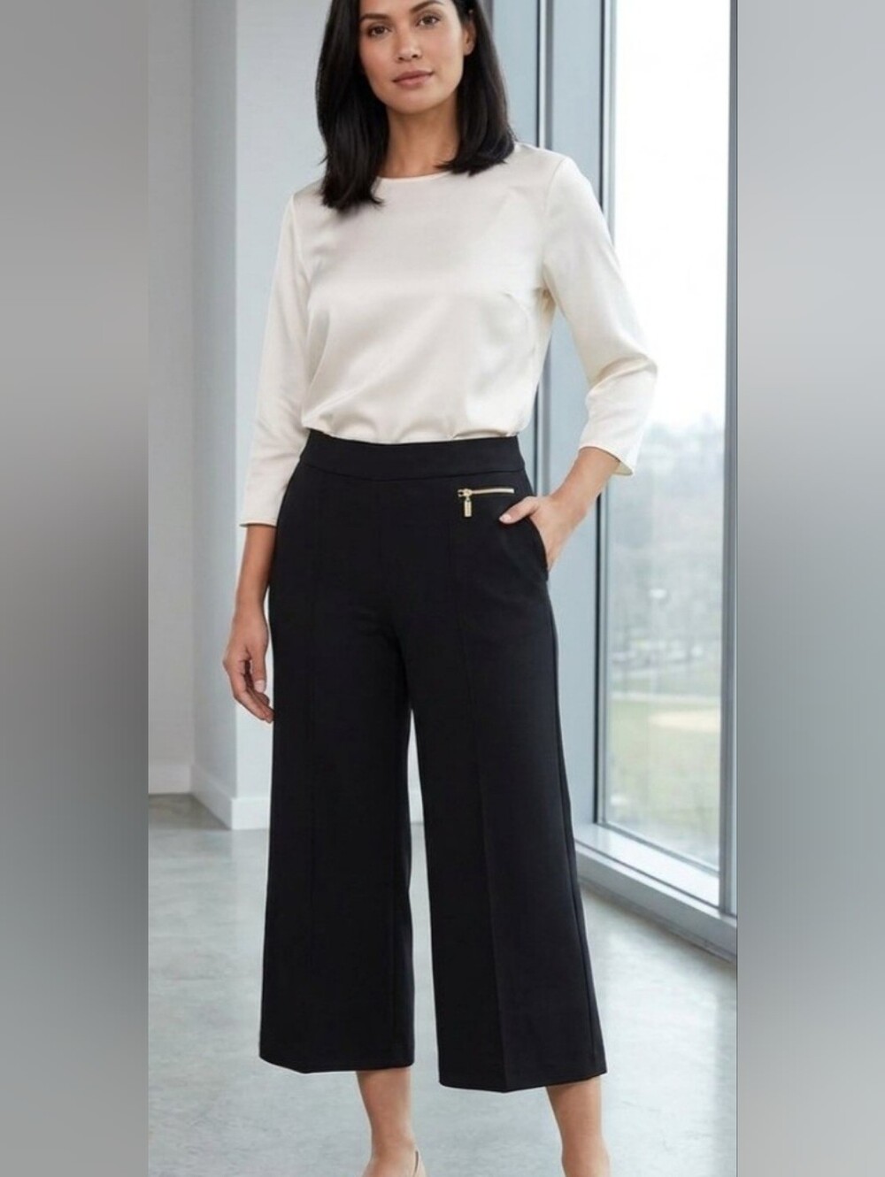 Anne Klein Women's Black Wide-Leg Pull-On Cropped Pants with Gold Zip Accent